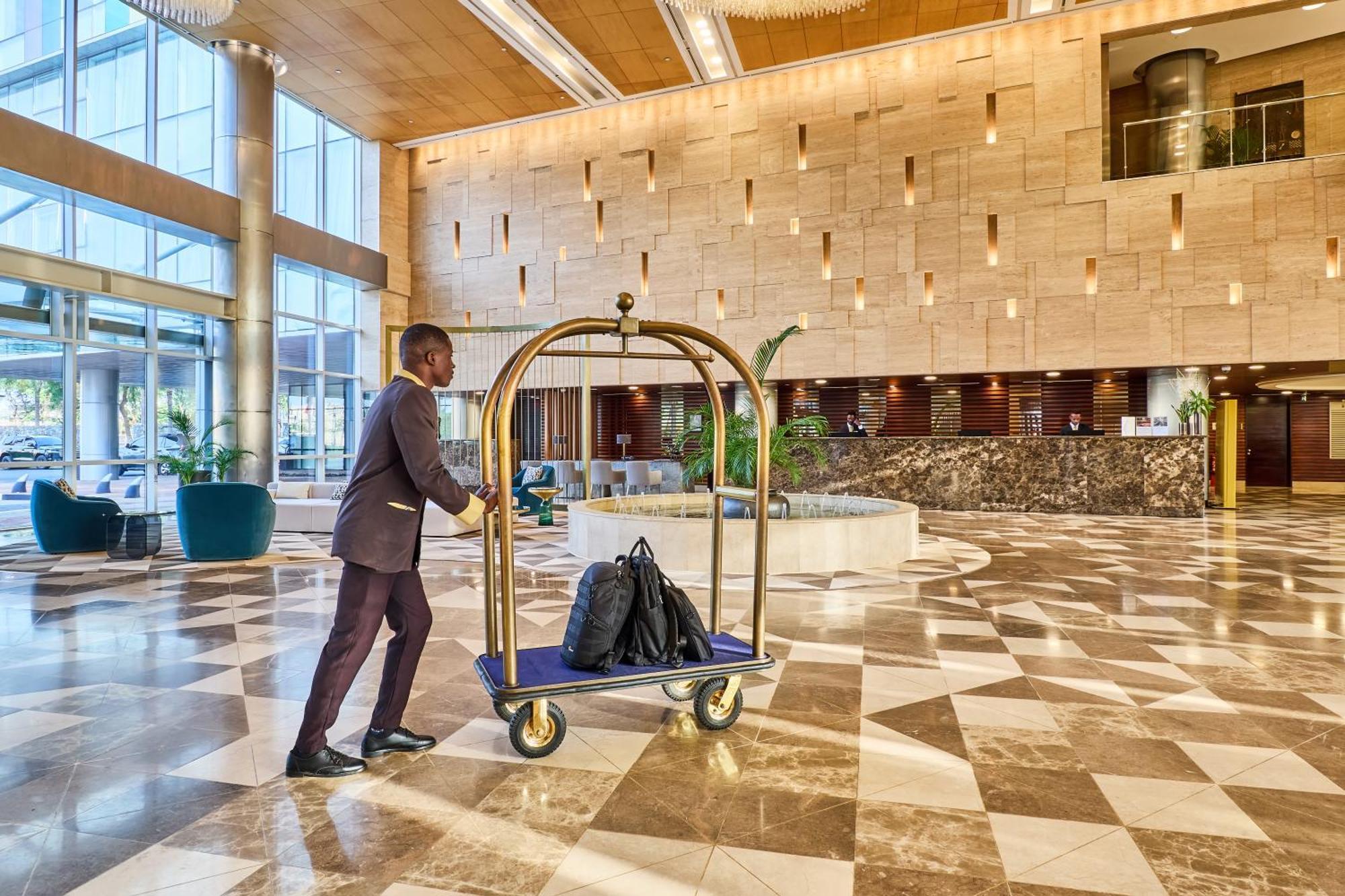 Hotel De Convencoes De Talatona, Hcta Luanda Dış mekan fotoğraf